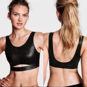 Victoria’s Secret black sports bra unlined Small